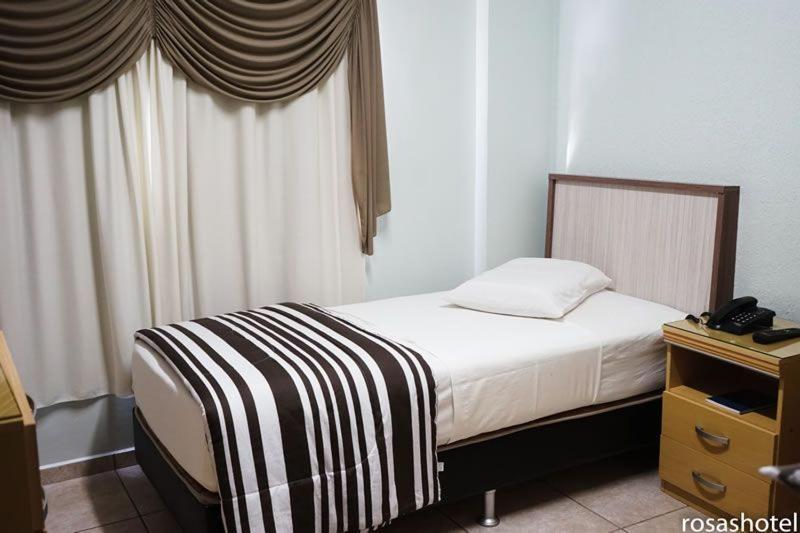 Rosa'S Hotel Toledo  Bagian luar foto